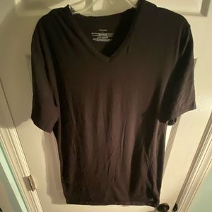 Calvin Klein v neck short sleeve tshirt size large in black